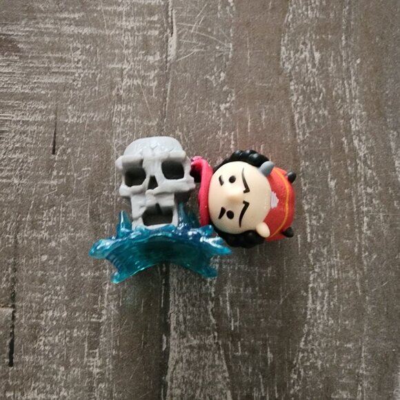 Disney Tsum Tsum Mini Figure Peter Pan Captain Hook Accessories - Picture 3 of 9